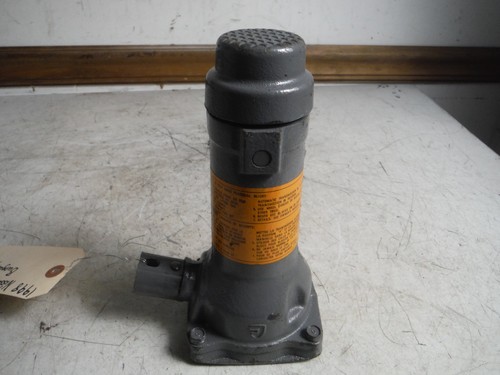 1998 Nissan Pathfinder Spare Tire Lift Roadside Bottle Jack OEM 1996-2000 - Picture 5 of 11