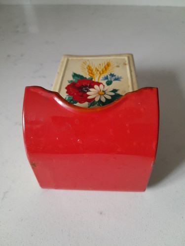Vintage Tin Metal Farmhouse Kitchen Match Box Holder Wall Mount 6” Flower - 第 6/9 張圖片