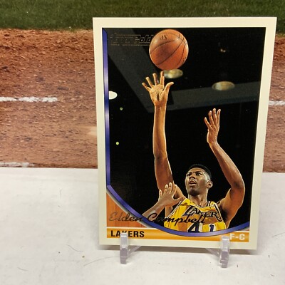 1993-94 Topps Gold Los Angeles Lakers Basketball Card #146G Elden Campbell