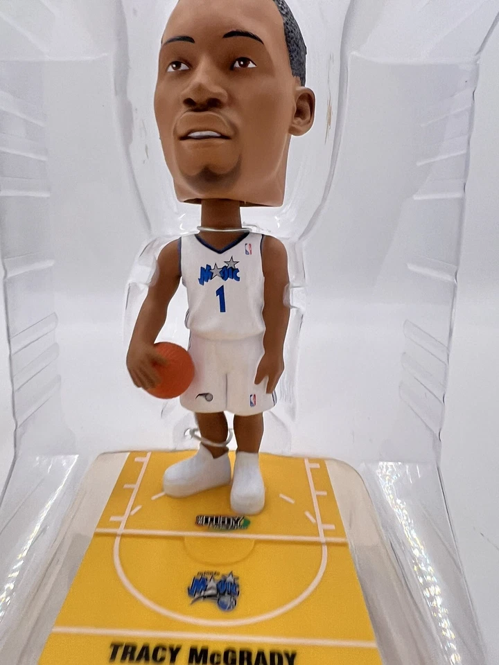 2001-02 Upper Deck NBA Play Makers Tracy McGrady Bobble Head Orlando Magic. Foto 3 de 4