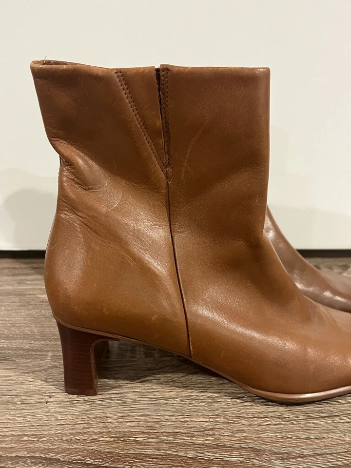 Botas Diba vintage de los 90’s para mujer de cuero tostado con punta cuadrada bohemias talla 8,5 Foto 2 de 4