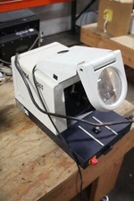 Leica Instruments RM 2065 RM2065 Rotary Microtome & Magnifier 