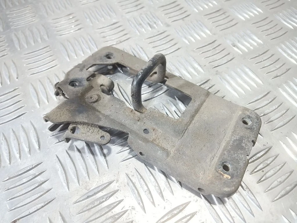 Skoda Felicia II Schließbügel Schließplatte Fanghaken Motorhaube UST93902 - Изображение 2 из 3