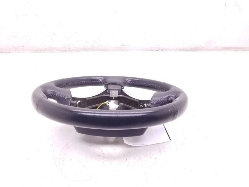 Toyota MR2 Spyder 2000 volante Foto 3 de 4