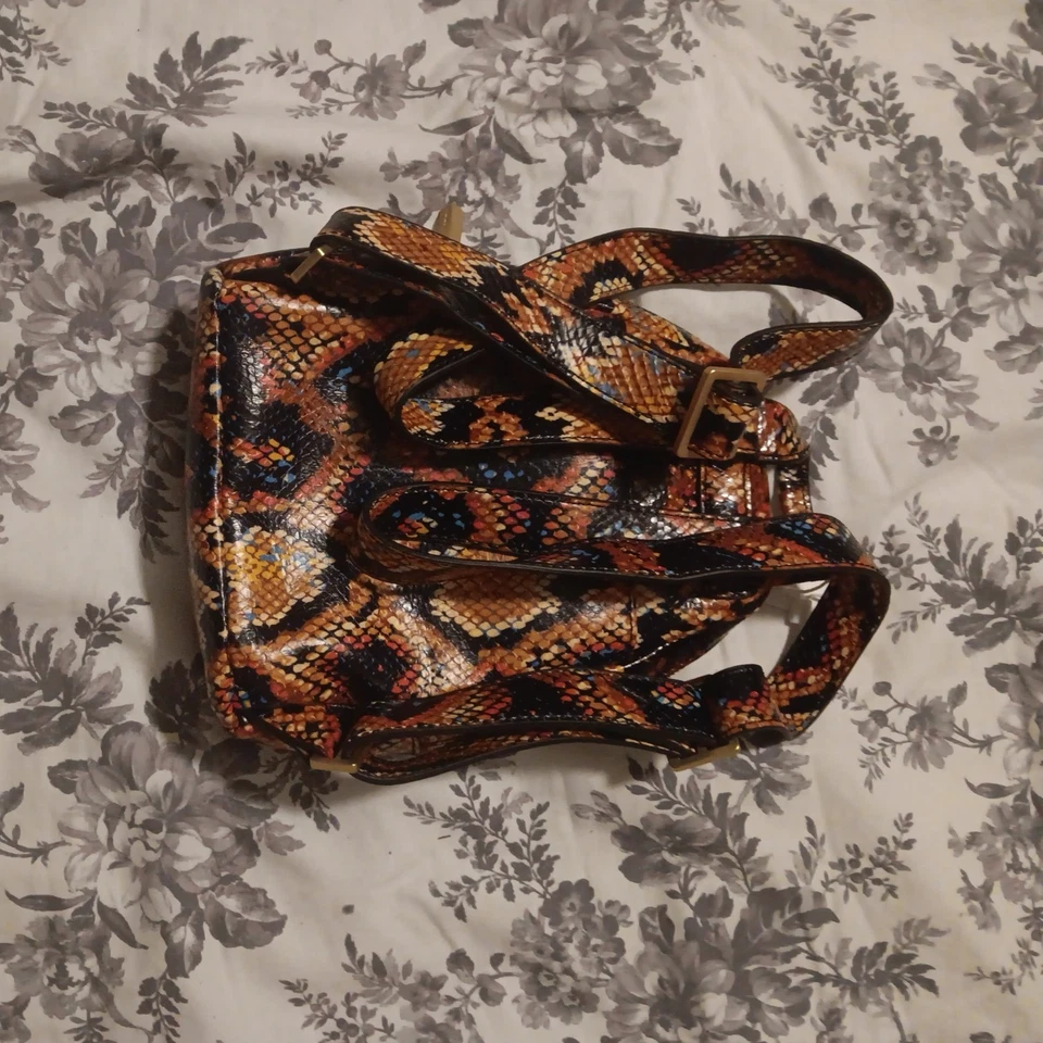 Hammitt Hunter 2 средний ботанический змея кожаный рюкзак Дамская сумка с Ярлыками потрясающий A - Изображение 3 из 4