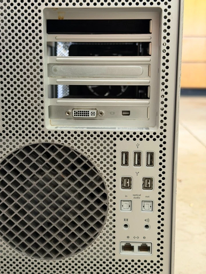 Mac Pro (Apple, Mid 2010) 3.2GHz Quad-Core Xeon / 12GB RAM / 1TB / HD 5770 - Image 4 of 4