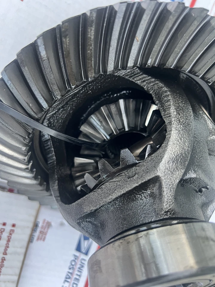 3:92 DANA 44 RING PINION & CARRIER CASE DODGE RAM 1500 GMC JEEP - Image 4 of 4