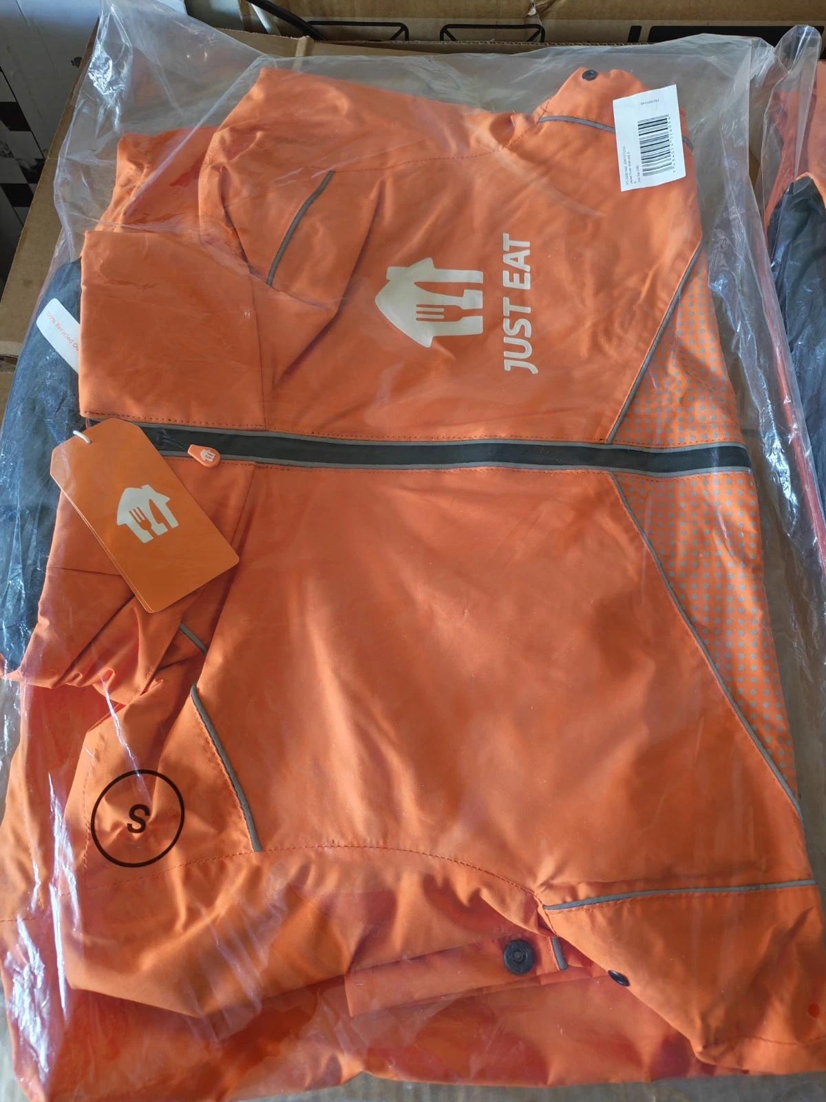 Just EAT SOFTSHELL jacket Size SMALL size