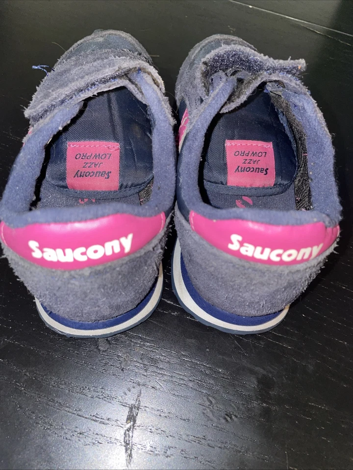 Zapatilla Jazz HL para niñas de Saucony en azul marino/rosa talla 10.5 M Niño pequeño SL160377 Foto 4 de 4