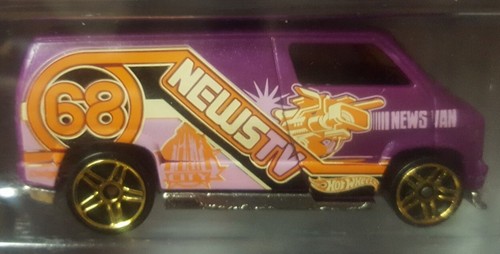 Hot Wheels HW City Works 5 Pack Gift Pack 1:64 Scale 2010 NEW - Picture 6 of 9