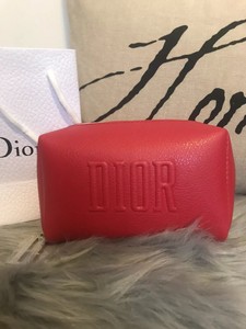 dior red pouch
