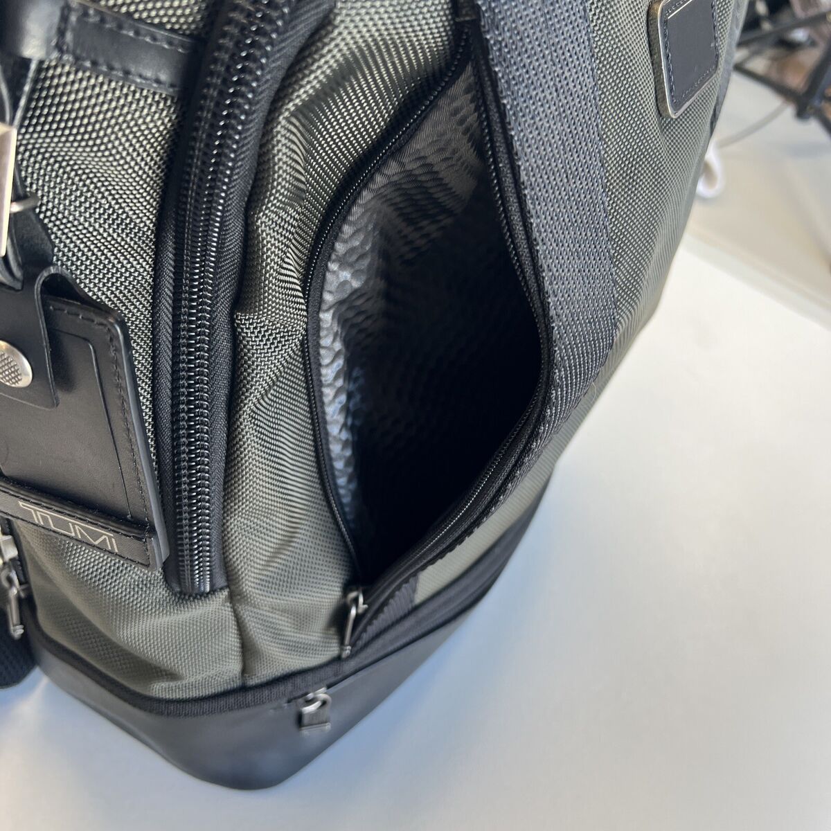 TUMI Alpha Bravo Davis Backpack Black/Green - 2226821WD2E TUMI Alpha Bravo Davis Backpack Black/Green - 2226821WD2E