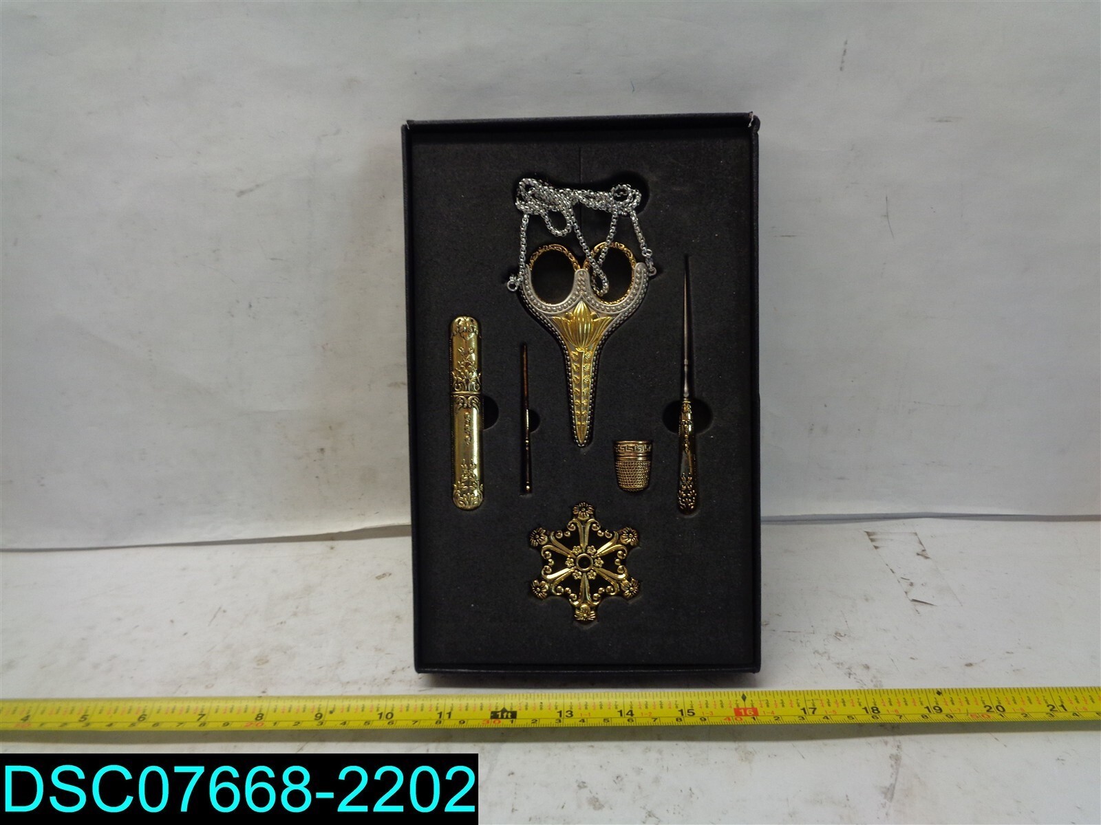 Scissors Kit Golden Exquisite Retro Scissors Antique Sewing 