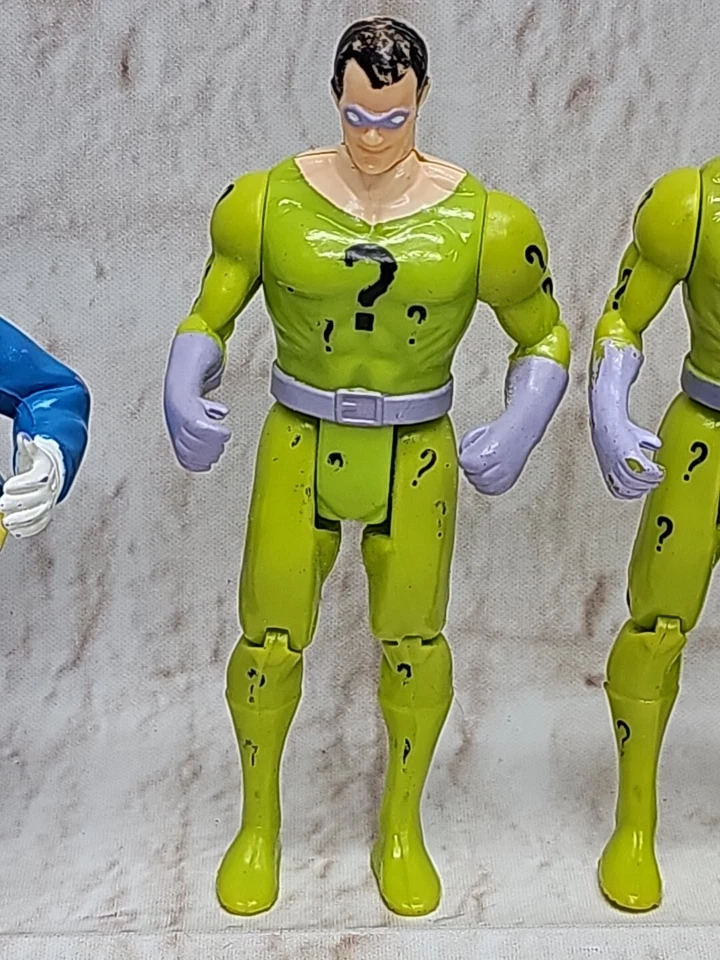 Lote De 4 Figura De Colección Años 80 DC Comics Super Heroes Penguin, Robin por Toy Biz Foto 3 de 4