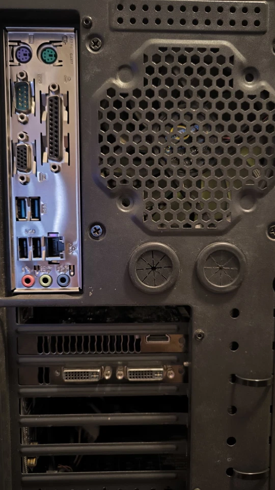 Office PC / Retro Grafikkarte Geforce GTX 295 / Intel G3900 / 4GB RAM / Linux - Bild 3 von 4