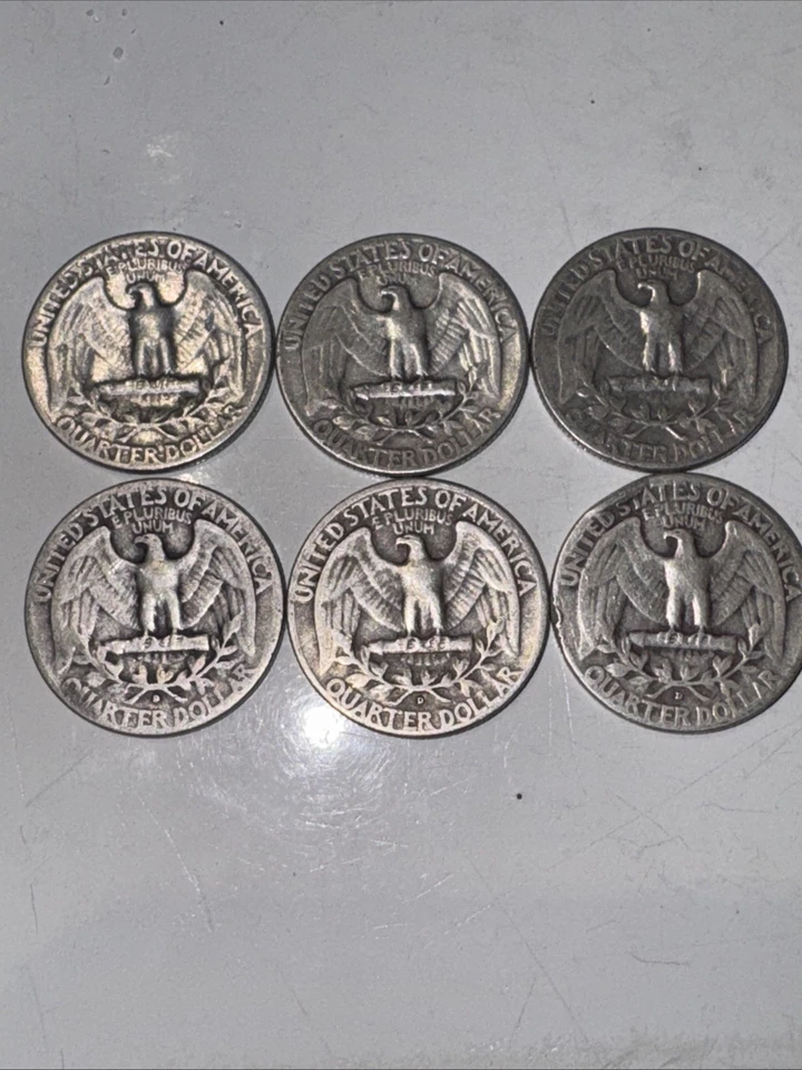 Six 1952 Washington Quarters Silver 3 With No Mint Mark, 3 With The Denver - Image 2 of 2