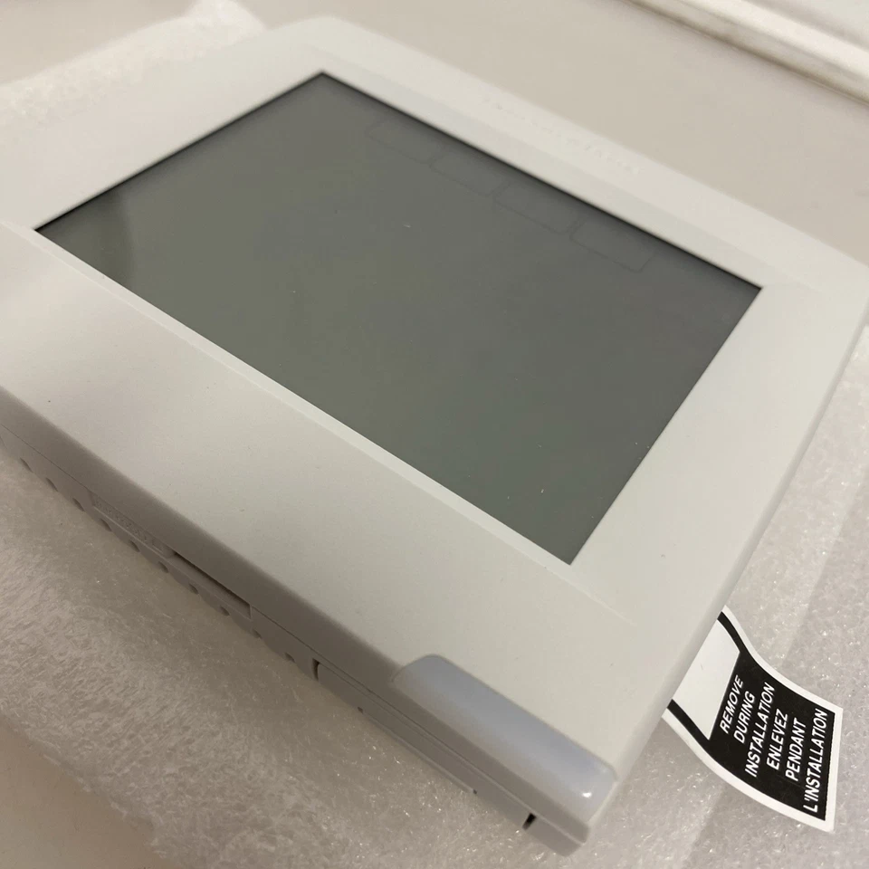 Honeywell VisionPRO 8000 with RedLINK Programmable Thermostat (TH8321R1001) - Image 2 of 4