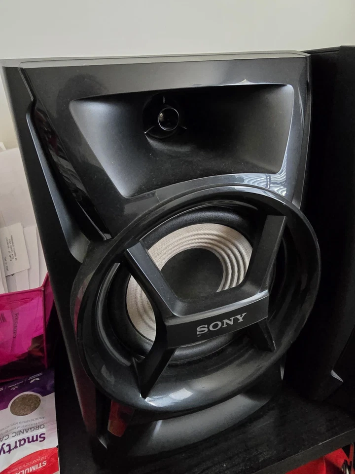 Sony MHC-EC609i Mini Hi-Fi Component System - Tested  Works Great No Antenna.  - Image 2 of 4