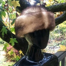 Vintage Pillowbox Cream Mink & Ferret (Khonorik) Hat ? 1960s - Excellent Quality