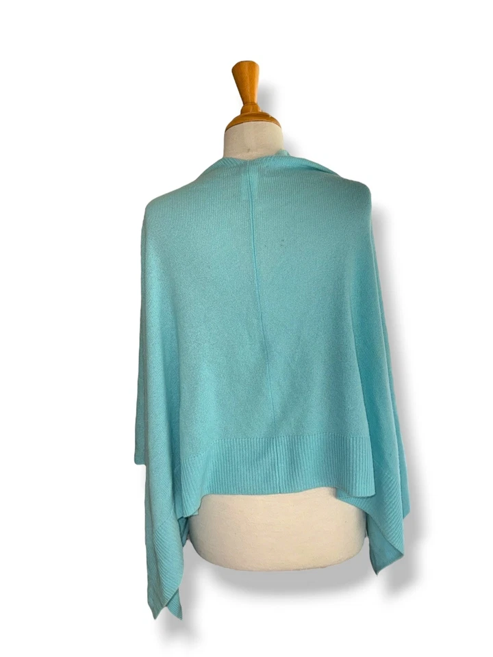 Envoltura tejida de cachemir LILY PULITZER azul aguamarina talla única Foto 3 de 4