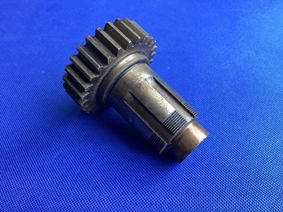 TRIUMPH T120 TR6 6T 5T 3T 4 GANG GETRIEBE HIGH GEAR HAUPTWELLE 26T 57-1382 NOS