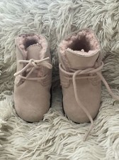 UGG 5205 Pink Suede Shearling Lace Up Ankle Boots Booties Toddler Girls L Large