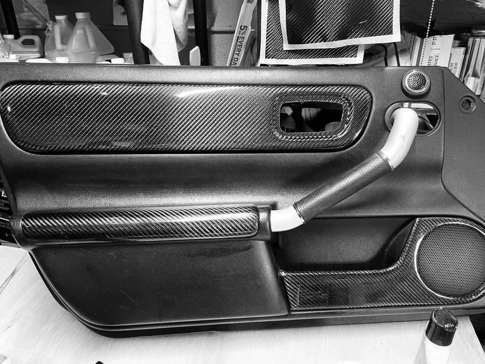 Porta cartões de fibra de carbono Toyota Mr2 Spyder 2000-2005 - Imagem 2 de 2