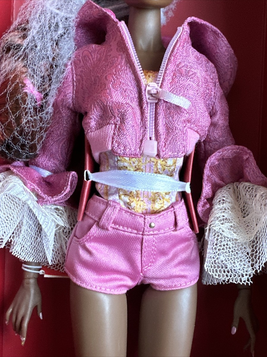 Integrity SERVING CAKE KEEKI ADAEZE Doll Meteor Collection Integrity SERVING CAKE KEEKI ADAEZE Doll Meteor Collection