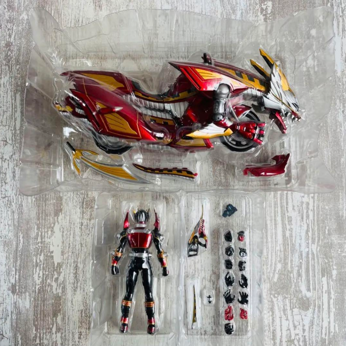 Masked Kamen Rider Ryuki Survive & DRAGRANZER S.H.Figuarts