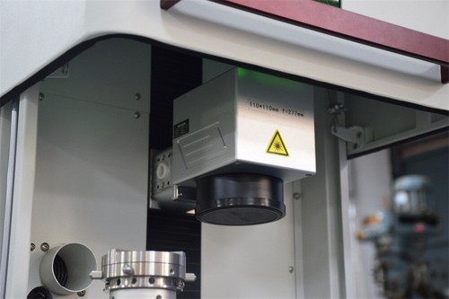 SFX Full Enclosed Fiber Laser Engraving Machine 50W JPT 110mm Lens Rotary Axis - Picture 5 of 12