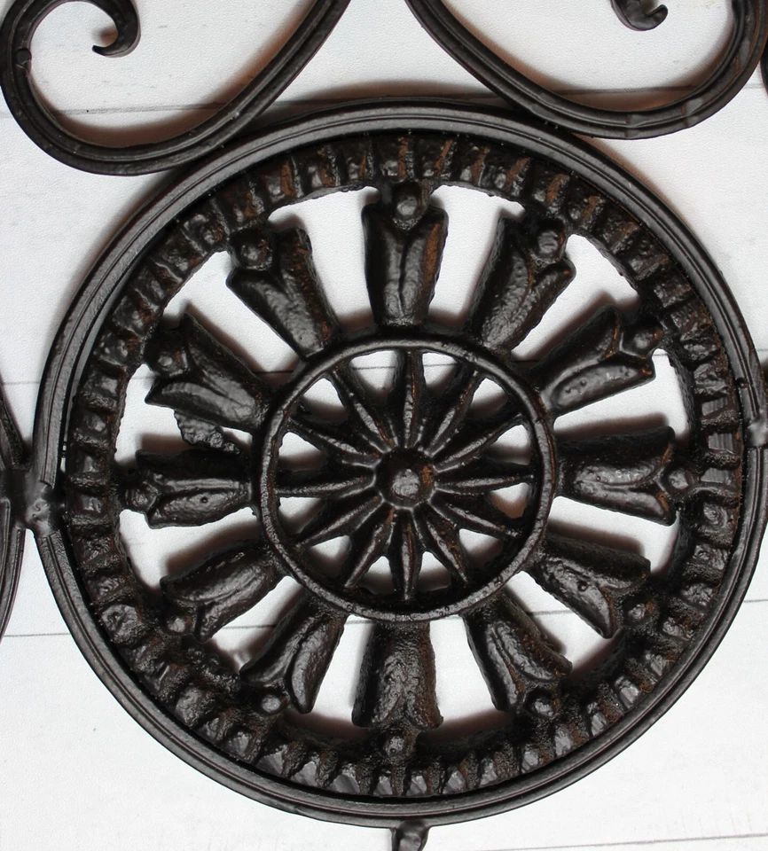 Ganchos de pared medallón negro metal hierro fundido vintage cuatro en una pieza casa de campo Foto 4 de 4