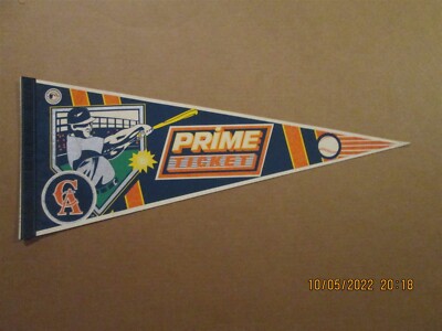 90s USA製 MLB CALIFORNIA Angels ペナント s-l400.jpg