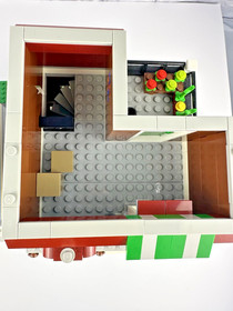 LEGO Creator 10218 *Retired* Pet Shop, 100% Complete w/Booklet