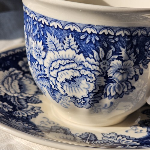 Mason’s Crabtree & Evelyn Blue & White Coffee Cup & Saucer Ironstone Roses VTG - Picture 4 of 15