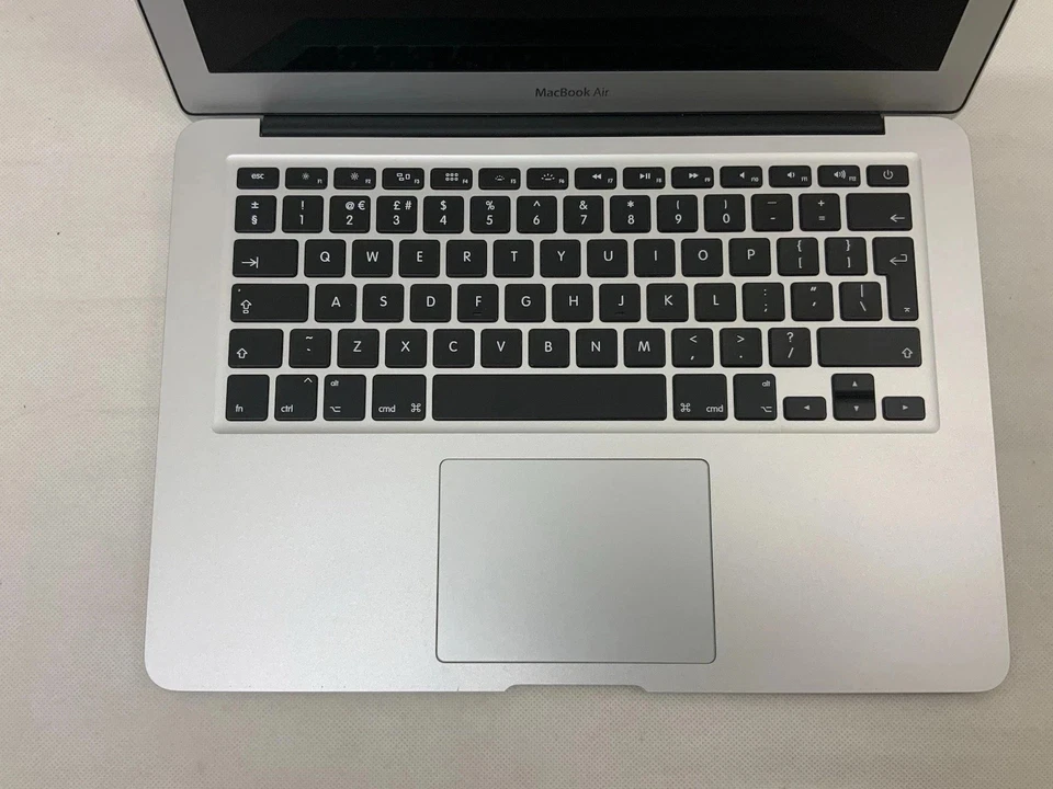Apple MacBook Air 13" 2014 · i5 · 4GB · 256GB, photo 2 of 5