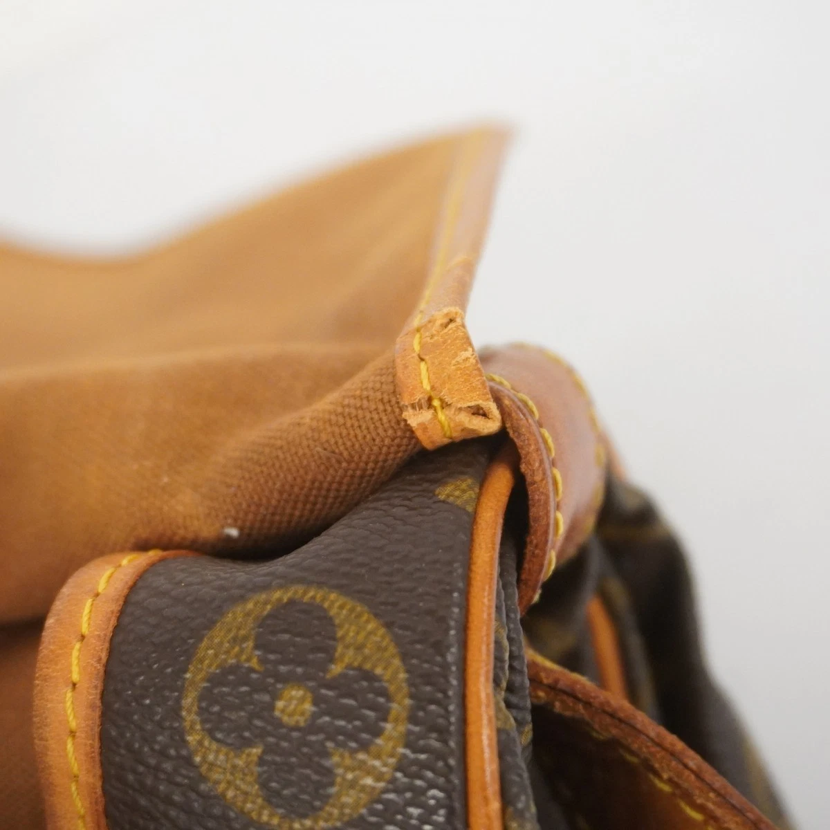 H&M 5Gc2748 H Borsa a tracolla Louis Vuitton Saumur 35 M42254 marrone usata donna