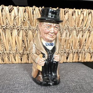 Royal Doulton Winston Churchill Character Creamer D6803 1940 England MCM