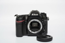 Nikon D7100 24 MP 24830 scatti condizioni buone ma con difetto