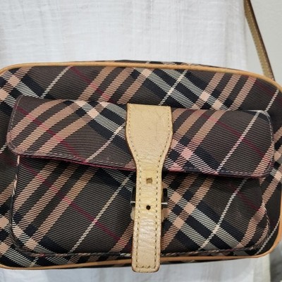 Authentic Burberry London Blue Label Label Nova Check Crossbody