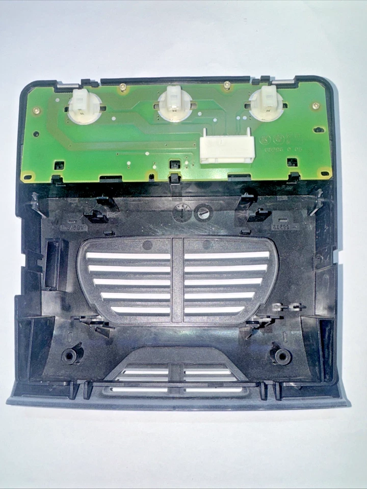 06-08 BMW 330 Xi Overhead Console Dome Light Sunroof Control OEM - Image 3 of 4
