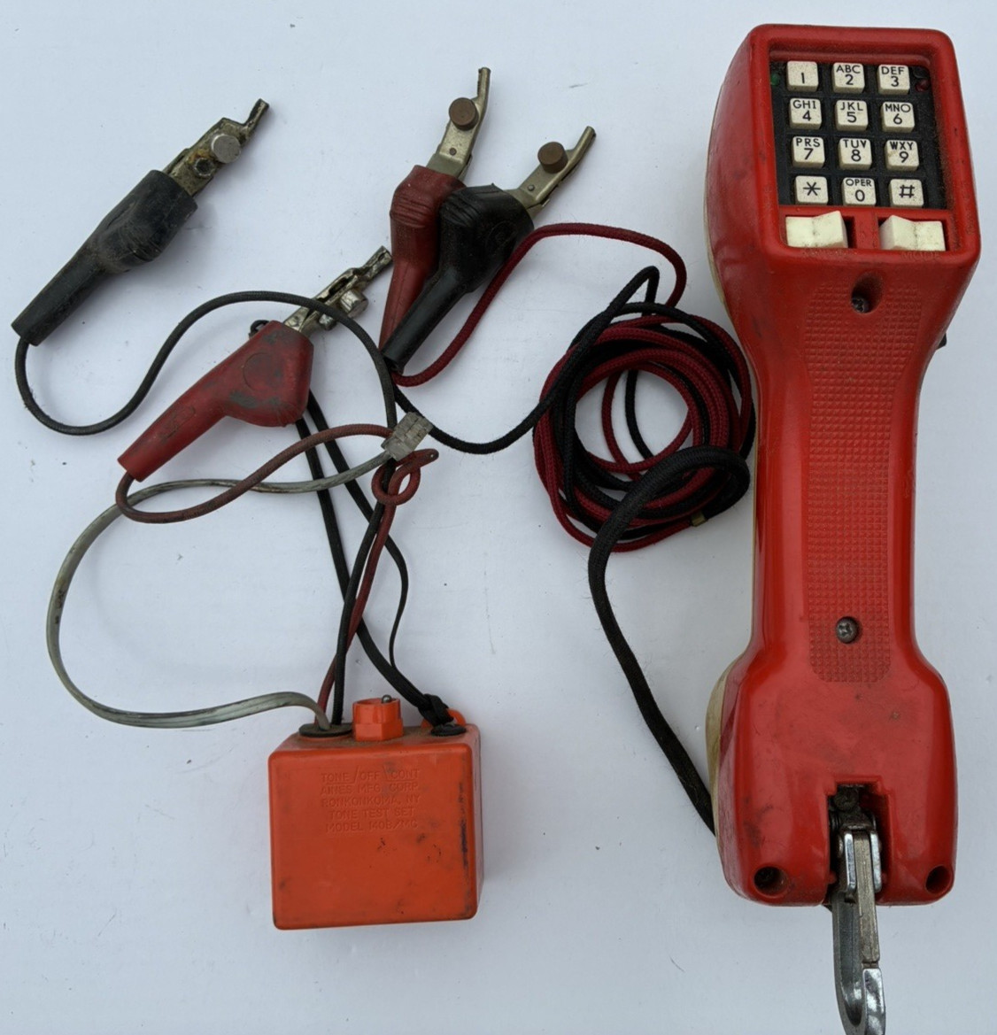 Harris Dracon Lineman M332-1 TS21 X8 9TH Test Telephone With Tone Test Set