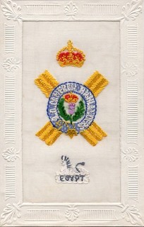 QUEEN'S OWN CAMERON HIGHLANDERS: REGIMENT: RARE WW1 EMBROIDERED SILK POSTCARD