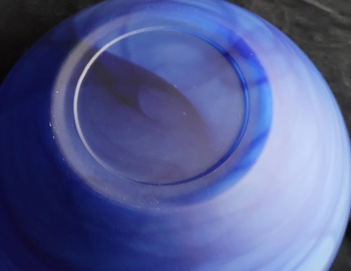 Cobalt blue Alabaster Glass bowl - swirl pattern - made in Turkey - 30 cm - Picture 5 of 6
