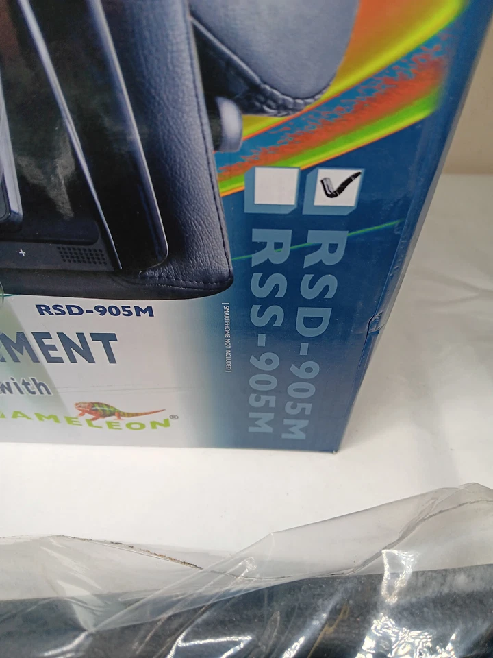 *Read Description* Chamaleon RSD-905M Rear seat Entertainment Headrest DVD 9'' - Image 2 of 4