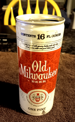 #ad Old Pull Tab Schlitz Old Milwaukee Beer 16 Oz Empty Can 1970s Milwaukee Wis. $5.95
