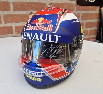 Max Verstappen 1:2 helmet 2015. Custom with signature on visor. Updates. HSA...