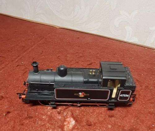 Hornby R053 BR schwarz Class 3 No.47556 Tanklok | Condition: Used