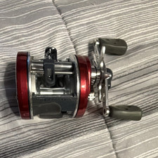Abu Garcia Ambassadeur SX Round Baitcasting Reel