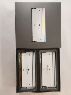 Corsair Dominator Titanium 64GB (4 x 16GB) DDR5 6400 MT/s CMP64GX5M4B6400C32W