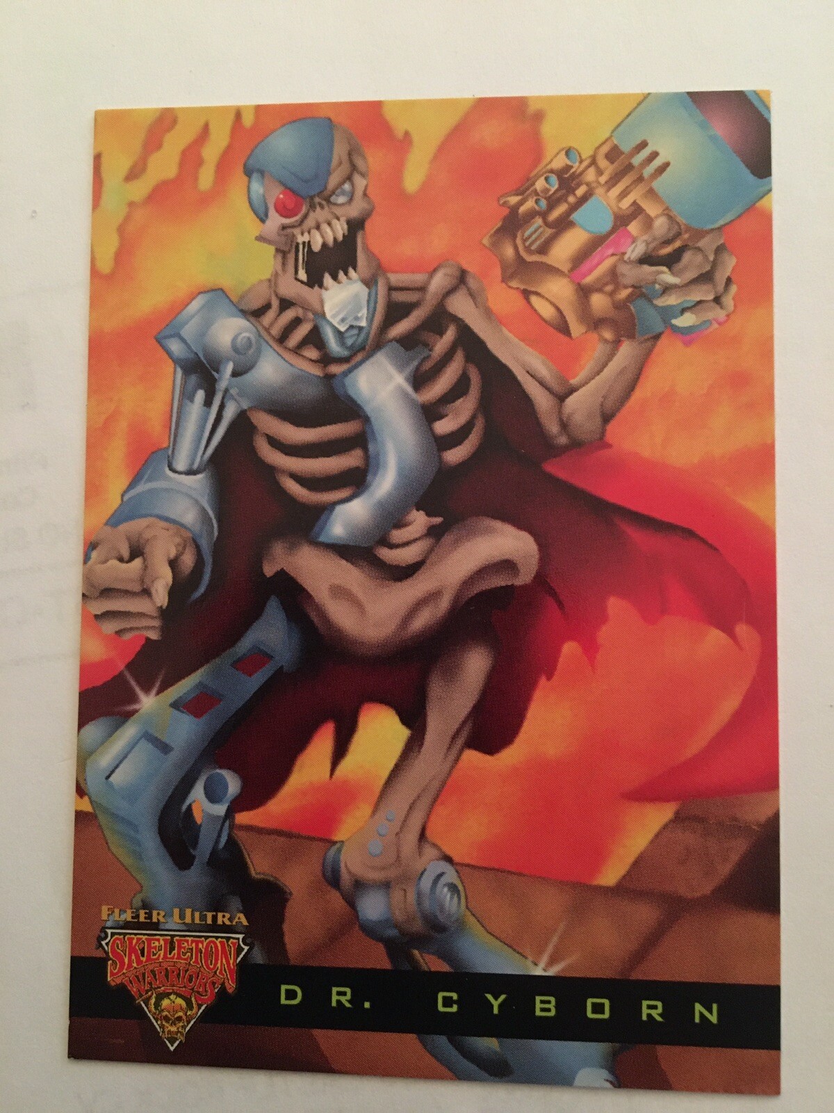 1995 Fleer Ultra Skeleton Warriors Dr. Cyborn 2 Luma Bone Glow In The